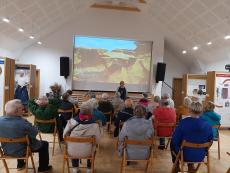 Powiększ zdjęcie: Seniorzy z OWOS w Beskidzkim Domu Zielin w Brennej