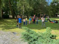 Powiększ zdjęcie: Wyjazd rodzin zastępczych zawodowych i rodzinnych domów dziecka wraz z dziećmi  do Zatoru 4